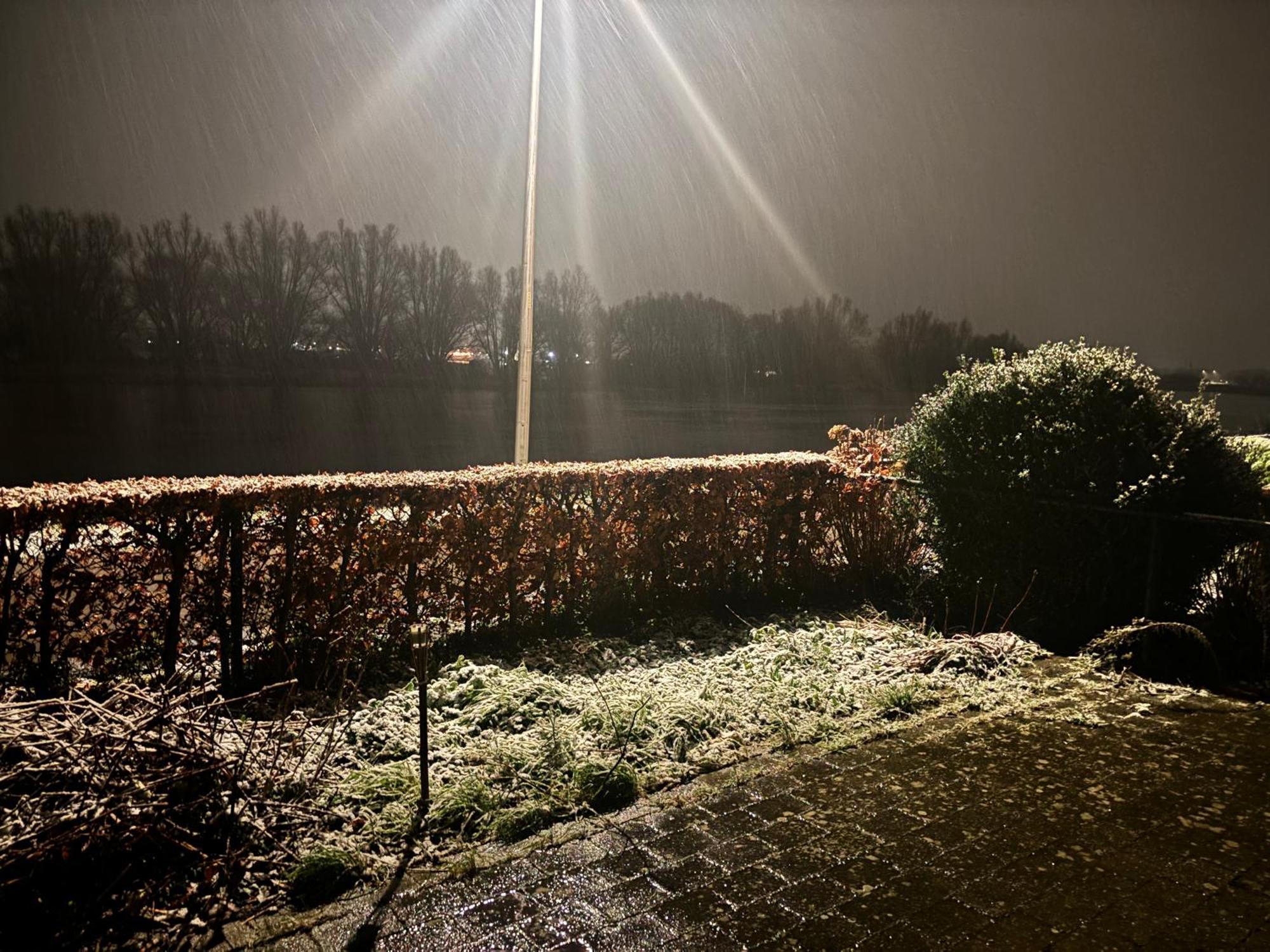 Thuiskomen, Genieten Aan Het Water Maaseik Dış mekan fotoğraf